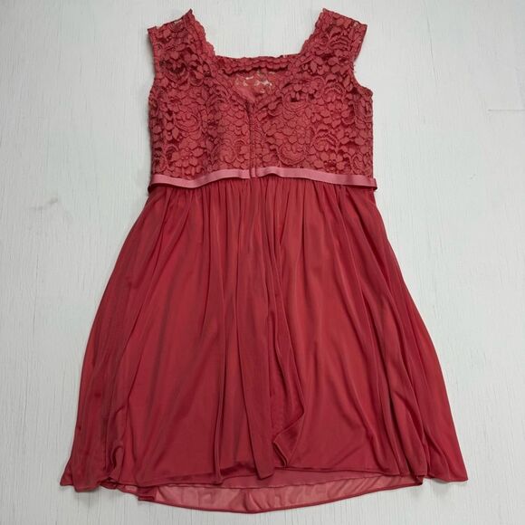 David’s Bridal Short Chiffon Dress Lace Top Size 14 - Picture 8 of 8